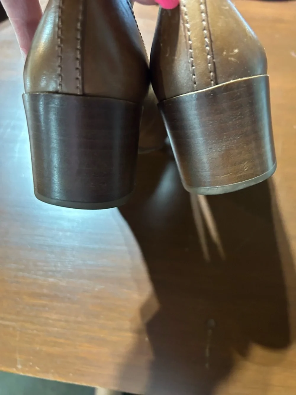 Tory Burch Brown Leather Logo Detail Low Heel Pumps